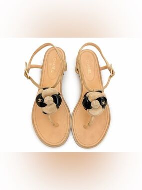Chanel Camellia Thong Sandals 2016 Beige Suede CC Resin Flower Flats EU 38.5